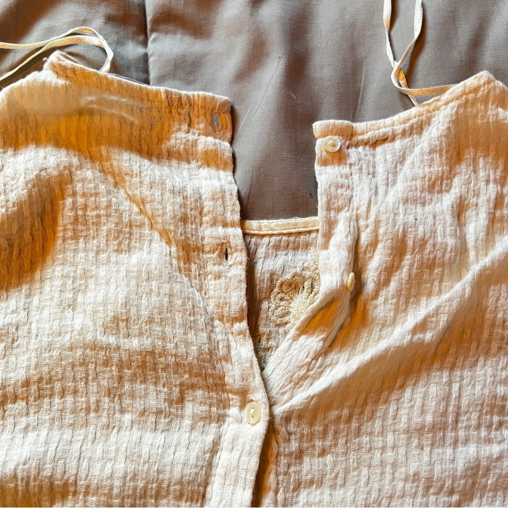 Zara Cream Lace Detail Cottagecore Quilt Pattern Puff Sleeves Ruffled Hem Blouse - Picture 10 of 15